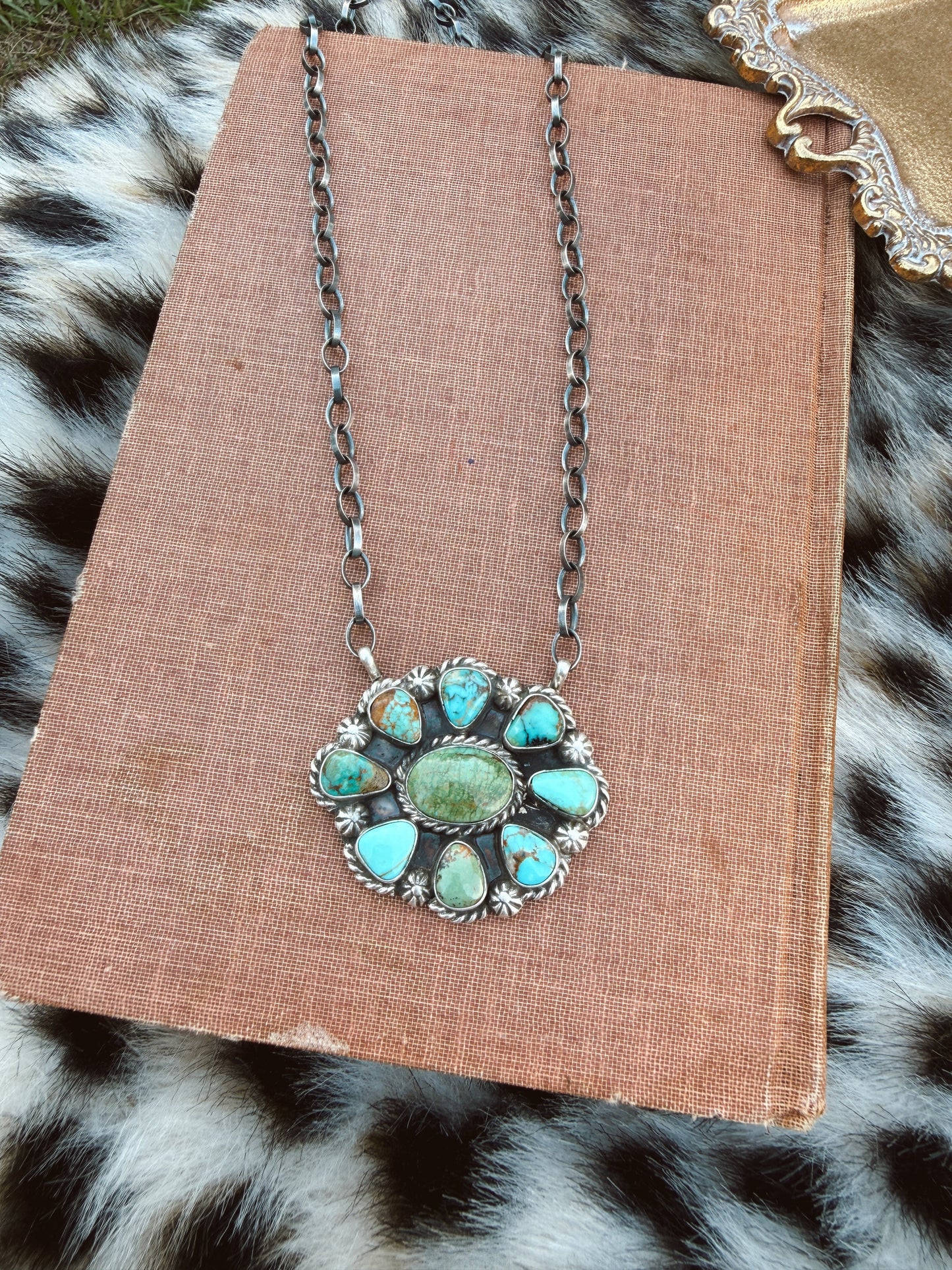 The Classy Necklace