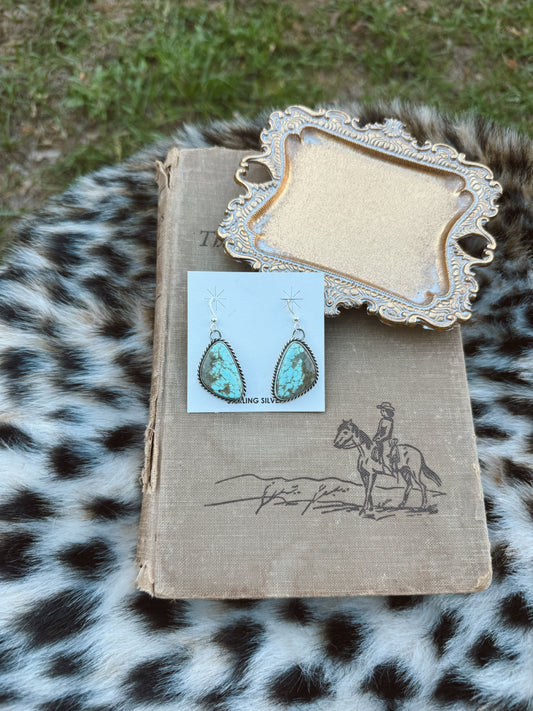 The Eight Earrings