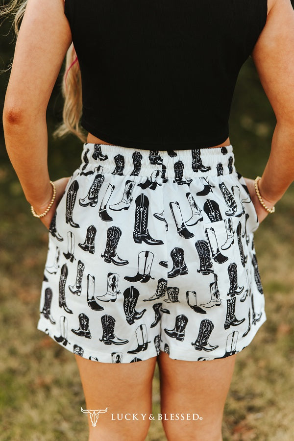 KICKIN’ DUST RODEO BOOT LOUNGE SET