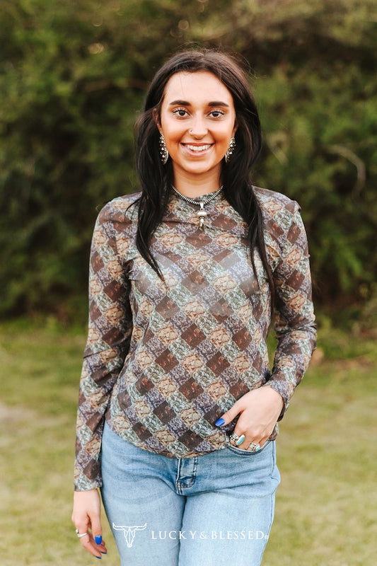 CHECKERED CAMO PRINTED LONG SLEEVE MESH TOP